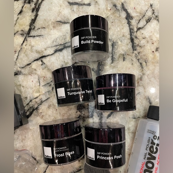 Nailboo at home Gel Polish Kit with 4 colors - Picture 9 of 10